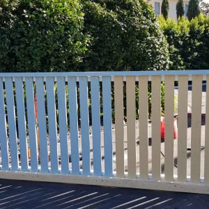 PICKET FENCE 10